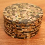 leoque-dining-accessories-mother-of-pearl-coasters-5