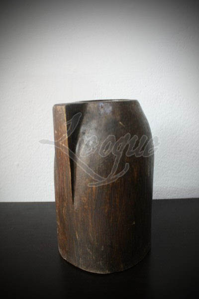 Vintage  Furniture on The Old Age A Wood Jug Use As An Antique Accent Piece Can Also Be Used