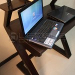 sleek-black-wooden-workdesk-laptop-LCD-monitor-table (3)