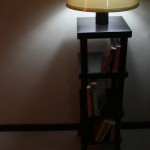 bookshelves-with-lamp-top