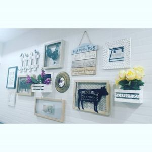 Spotted: Wall frames pictures decor display